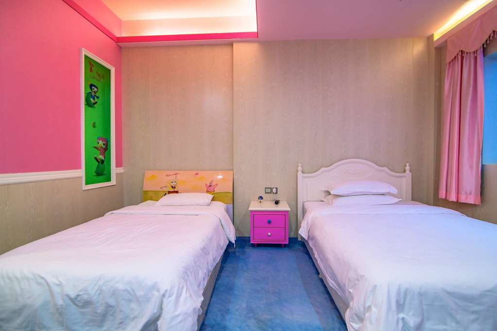 Ramada Encore By Wyndham Guangzhou Panyu חדר תמונה